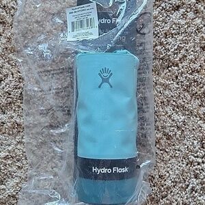 Hydro Flask Tag along bottle sling, small, nwt